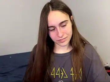 Stripchat Adult Webcam of AliceKolltt