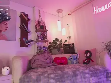 Stripchat Live Sex of HANNAH_LOVEE