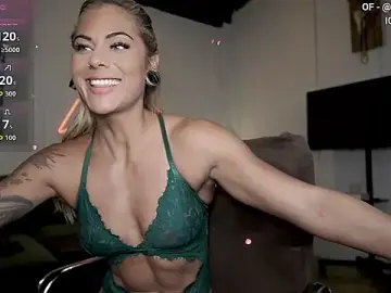 Stripchat Sex Chat of Lilah_Fit