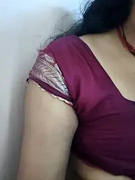 Stripchat Nude Webcam of Rayal_bhabi