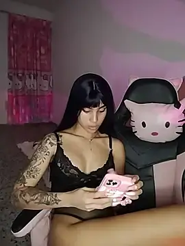 Stripchat Watch Live Sex Cams of Summer_09