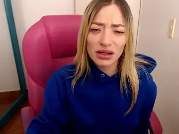 Stripchat Live Sex Cam of zoe_jones13
