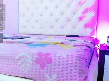 Stripchat Live Sex Cam of ElisabethMassey