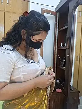 Stripchat Live Sex of Bristy---