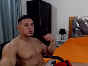 Stripchat Best live sex cam show of Frank_heaven01