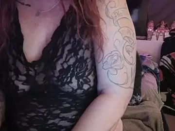 Stripchat Live Porn of HotRedYeag