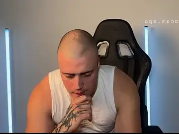 Stripchat Live Porn of Telenok1