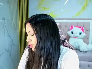Stripchat Adult Webcam of clara_evanss_s
