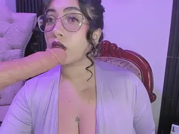 Stripchat Adult Webcam of Sexy_cristall_