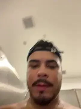 Stripchat Best Webcam of TheKingThiago