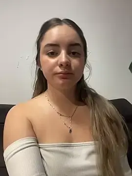 Stripchat Live Sex Cam of imlindapink