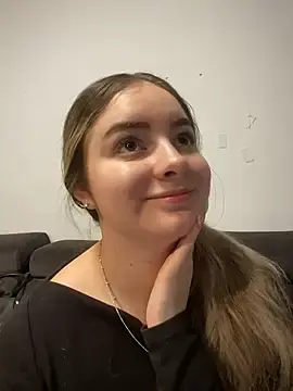 Stripchat Free Porn Cam of imlindapink