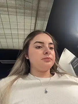 Stripchat Live Sex of imlindapink