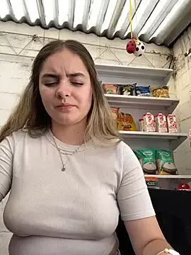 Stripchat Free Live Porn of imlindapink