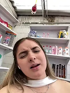 Stripchat Free Porn Cam of imlindapink