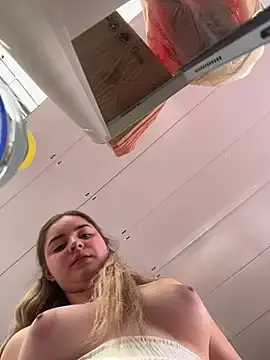 Stripchat Free Porn Cam of imlindapink