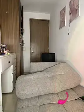 Stripchat Best live sex cam show of DulceLenns