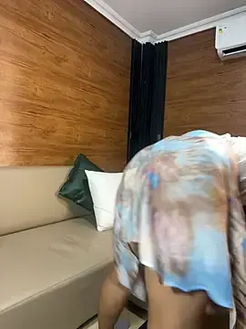 Stripchat Adult Webcam of JuliaMorena