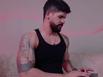 Stripchat Nude Webcam of Petesevans