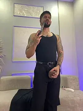 Stripchat Live Sex Cam of Petesevans