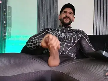 Stripchat Sex Cam of Petesevans