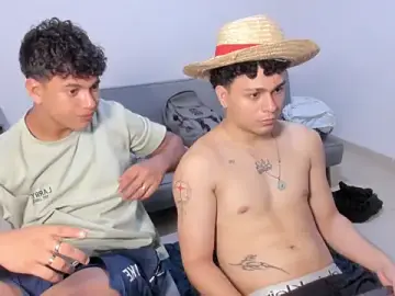 Stripchat Watch Live Sex Cams of Santy_Stump