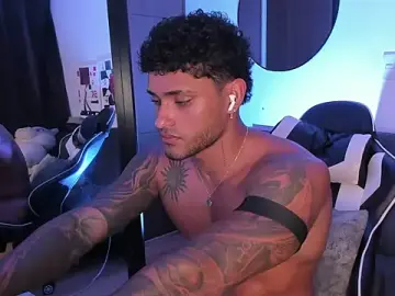 Stripchat Free Live Porn of Alessandro_Vanni