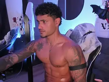 Stripchat Live Porn of Alessandro_Vanni