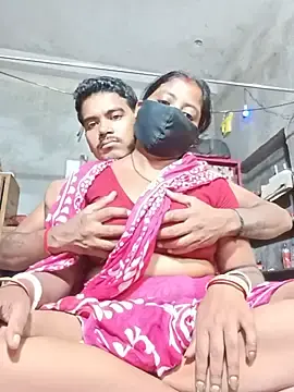 Stripchat Sex Cam of Fetish-Couple2