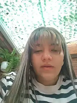 Stripchat Live Sex Cam of Ivy_enjoy