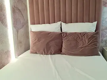 Stripchat Best live sex cam show of SophieFinn