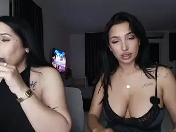 Stripchat Sex Cam of Gabrielaaxxx