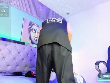 Stripchat Best Webcam of Ethanx18_