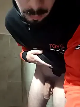 Stripchat Live Sex Cam of PielyFuego