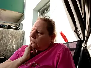 Stripchat Adult Webcams of Jahudka47