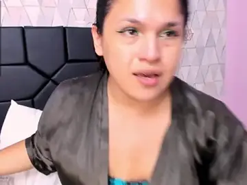 Stripchat Live Sex of kimCosseyy