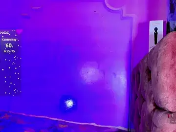 Stripchat Sex Cam of Mia_Castro_xx
