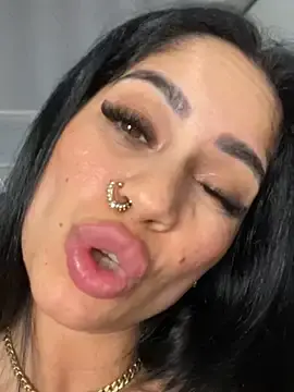 Stripchat Sex Cam of _adelle