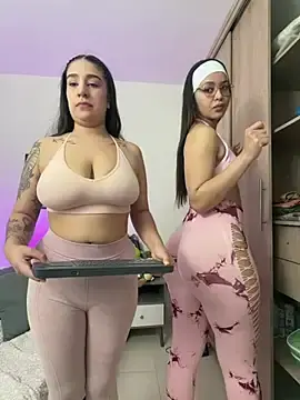 Stripchat Live Sex Cam of valeria4