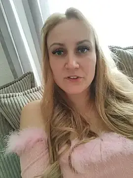 Stripchat Adult Webcams of SweetGermanGoddess