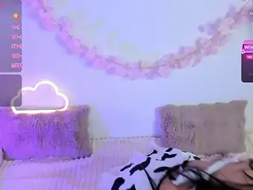 Stripchat Best live sex cam show of pauline_golden1