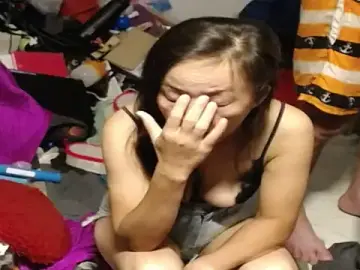 Stripchat Watch Live Sex Cams of 1CuteAndSexy69
