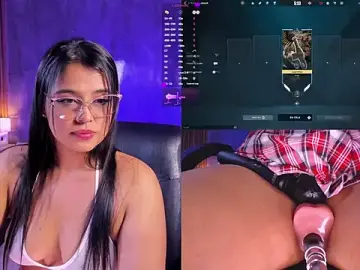 Stripchat Best Webcam of LuciaReid