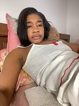 Stripchat Live Sex of _yisela_