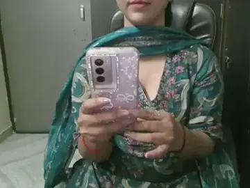 Stripchat Sex Cam of Adaa7