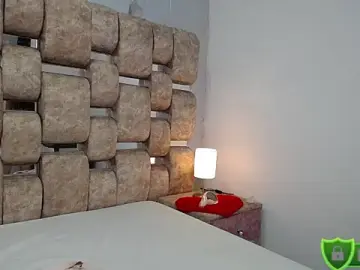 Stripchat Free Live Porn of KathyAiden