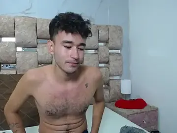 Stripchat Sex Cam of KathyAiden