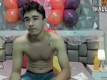 Stripchat Free Porn Cam of KathyAiden