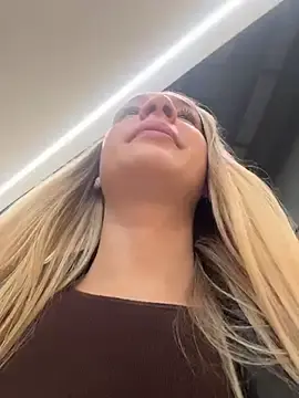 Stripchat Best Webcam of SashaCatt