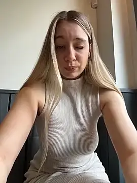 Stripchat Sex Cam of SashaCatt